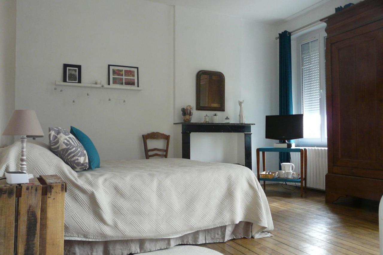 La Pie Grieche Bed & Breakfast Lucquy Eksteriør bilde